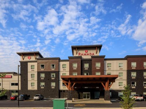 Фотография гостиницы Ramada by Wyndham Revelstoke