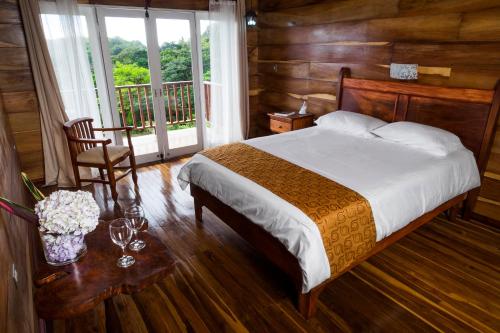 Фотография гостиницы Hotel Bosque Verde Lodge