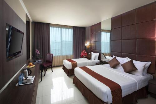 Фотография гостиницы Grand Paragon Hotel