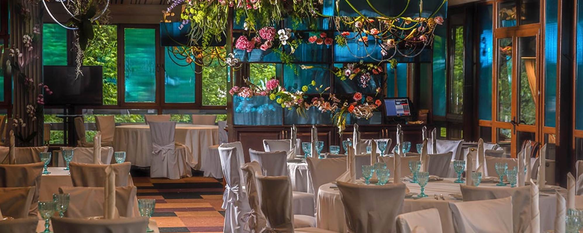 Фотографии банкетного зала Большой зал Ресторана Времена года