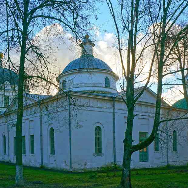 Фотографии памятника архитектуры 
            Тихвинская церковь