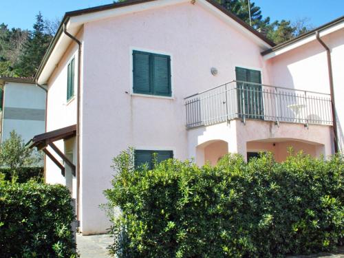 Фотография гостевого дома Locazione Turistica Lucerna Due