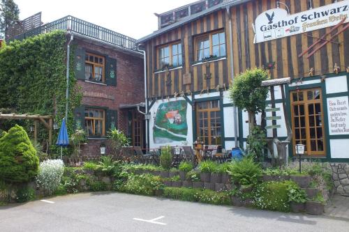 Фотография гостевого дома Gasthof & Pension "Schwarzer Adler"