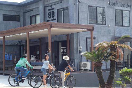 Фотография гостевого дома Book Tea Bed -IZUOSHIMA-