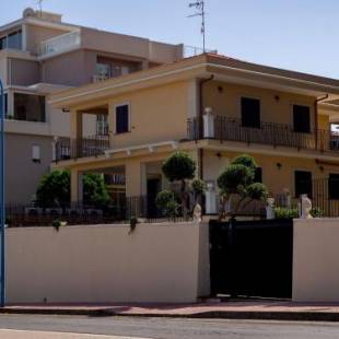 Фотографии мини отеля
Viaggio in Sicilia B&B