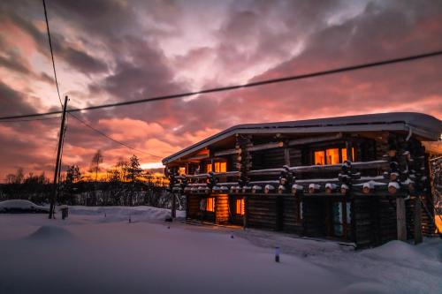 Фотография гостевого дома Шале Клевер