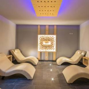 Фотографии гостевого дома 
            Hotel Waldhof