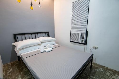 Фотография гостиницы Vaccinated Staff - OYO 495 The Pocket Hotel