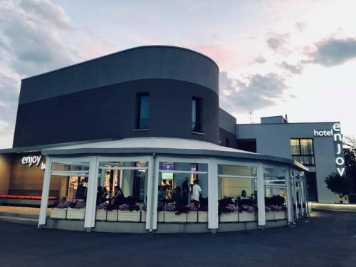 Фотография гостиницы Hotel Enjoy