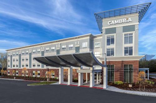 Фотография гостиницы Cambria Hotel West Orange