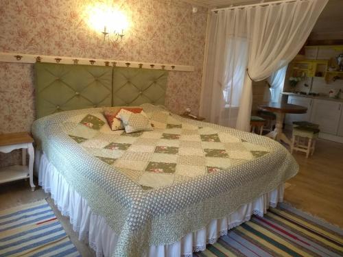 Фотографии гостевого дома
Дом на Сенном