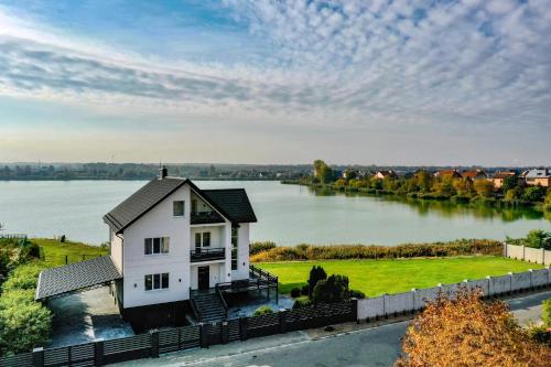 Фотографии гостевого дома 
            Brestinlove: Villa Lake