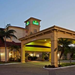 Фотографии гостиницы 
            La Quinta by Wyndham Miami Airport West