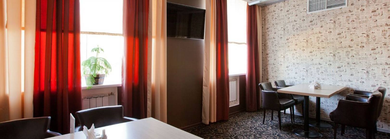 Фотография банкетного зала VIP-зона за стеклом