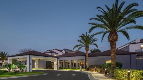 Фотография гостиницы Courtyard by Marriott Orlando Airport