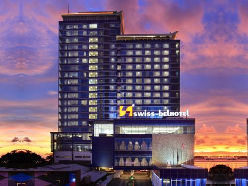 Фотография гостиницы Swiss-Belhotel Makassar