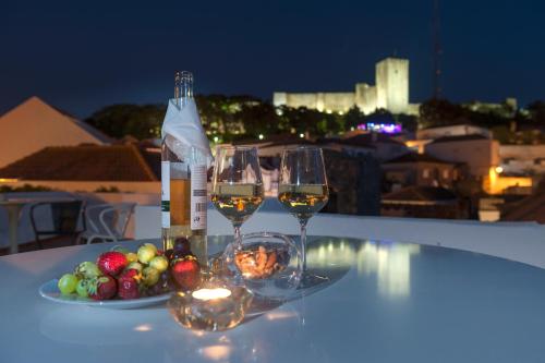 Фотография гостевого дома Porta da Arrábida Suites