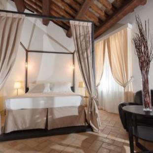 Фотографии мини отеля
Relais Giulia