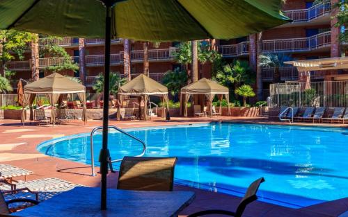 Фотография гостиницы Embassy Suites by Hilton Tucson East