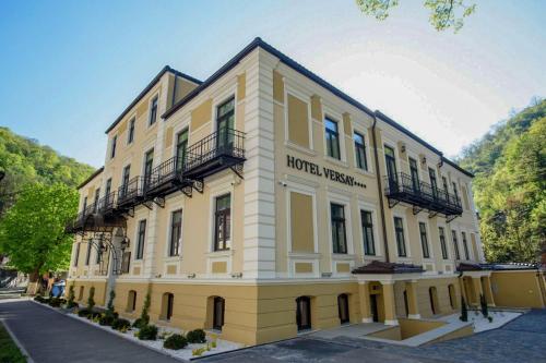 Фотография гостиницы Hotel Versay