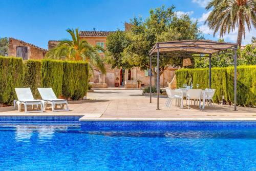 Фотография гостевого дома Finca Buniferri