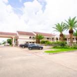 Фотография мотеля Best Western Pearland Inn