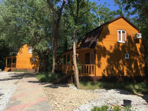 Фотографии гостевого дома
Тихий Лесок