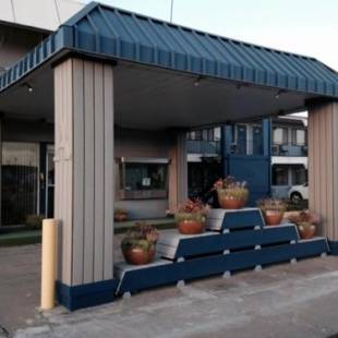 Фотографии мотеля
Ambassy Motel