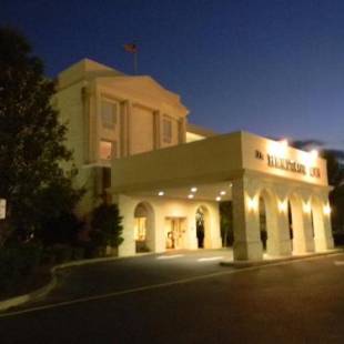 Фотографии гостиницы 
            Heritage Inn & Suites Rehoboth Beach