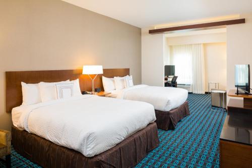 Фотография гостиницы Fairfield Inn & Suites by Marriott Savannah Downtown/Historic District