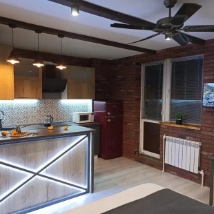 Фотография квартиры Апартаменты Лофт сети «Все в гости» на ул.10 Августа 85 на 17 этаже