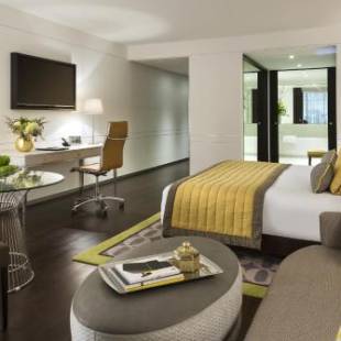 Фотографии гостиницы 
            La Clef Tour Eiffel Paris by The Crest Collection