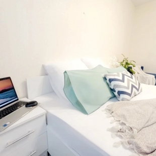 Фотография квартиры Квартира 1 комнатная с видом на город и озеро