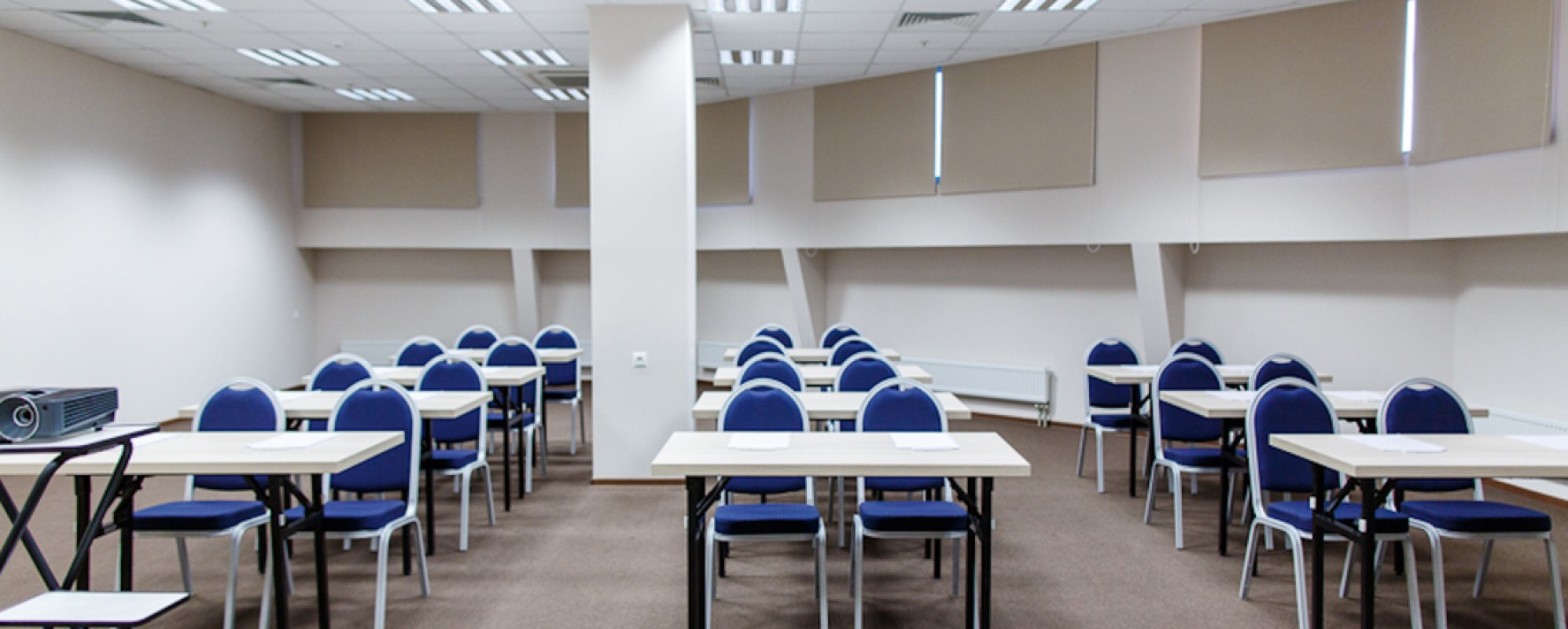 Фотографии конференц-зала POINT B