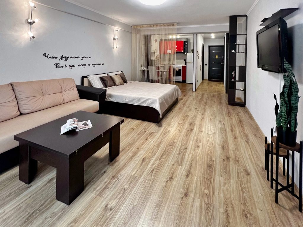 Фотография квартиры Апартаменты Granada уютная студия в самом центре микрорайона Ггм