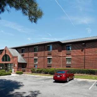 Фотографии гостиницы 
            Extended Stay America Suites - Raleigh - Cary - Harrison Ave