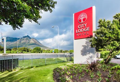 Фотография гостиницы City Lodge Hotel Pinelands