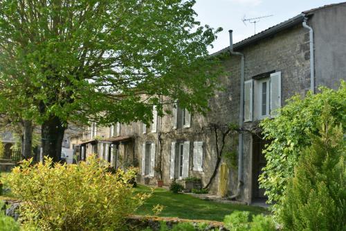 Фотография мини отеля Les noyers aulnay