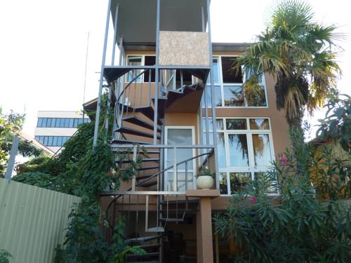 Фотографии гостевого дома
Революции, 44