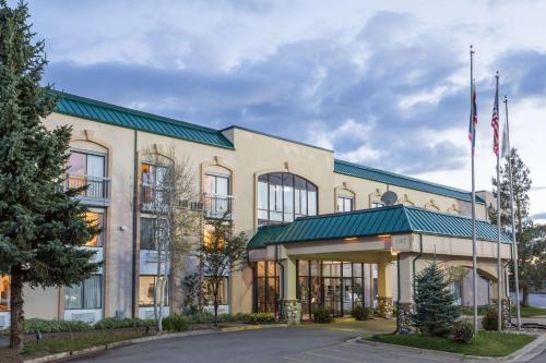 Фотография гостиницы Days Inn by Wyndham Evanston WY