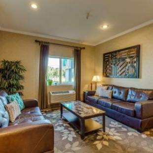 Фотографии гостиницы
Best Western Lakewinds