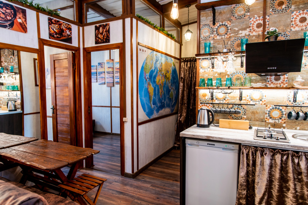 Фотография квартиры Квартира 2-х комнатная в старинном особняке с парковкой