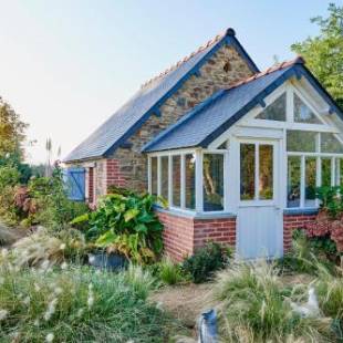 Фотографии мини отеля
Les gites de Kerégal - la cabane de Charlotte