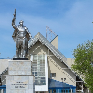 Фотография памятника Памятник Воин-освободитель