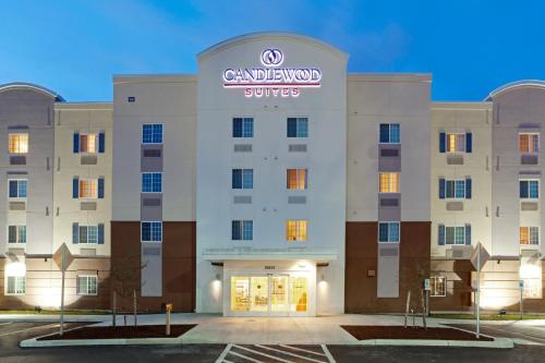 Фотография гостиницы Candlewood Suites - Buda - Austin SW, an IHG Hotel