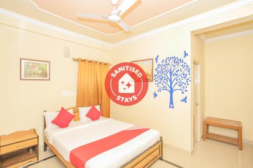 Фотография гостиницы Collection O 12684 Compact Green View