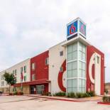 Фотография гостиницы Motel 6-Laredo, TX - Airport