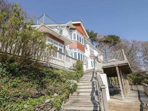 Фотографии гостевого дома
The Wood