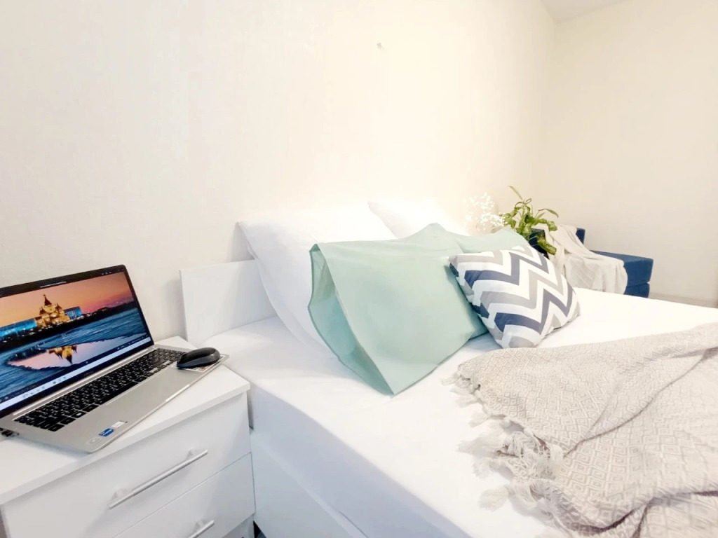 Фотография квартиры Квартира 1 комнатная с видом на город и озеро