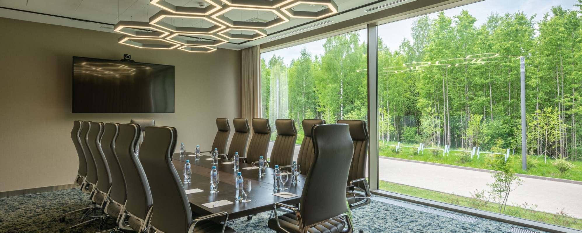 Фотографии конференц-зала Переговорные комнаты Ива и Калина